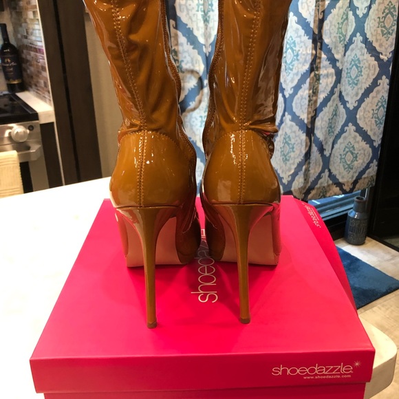 Pointed-Toe Bootie - Picture 2 of 5